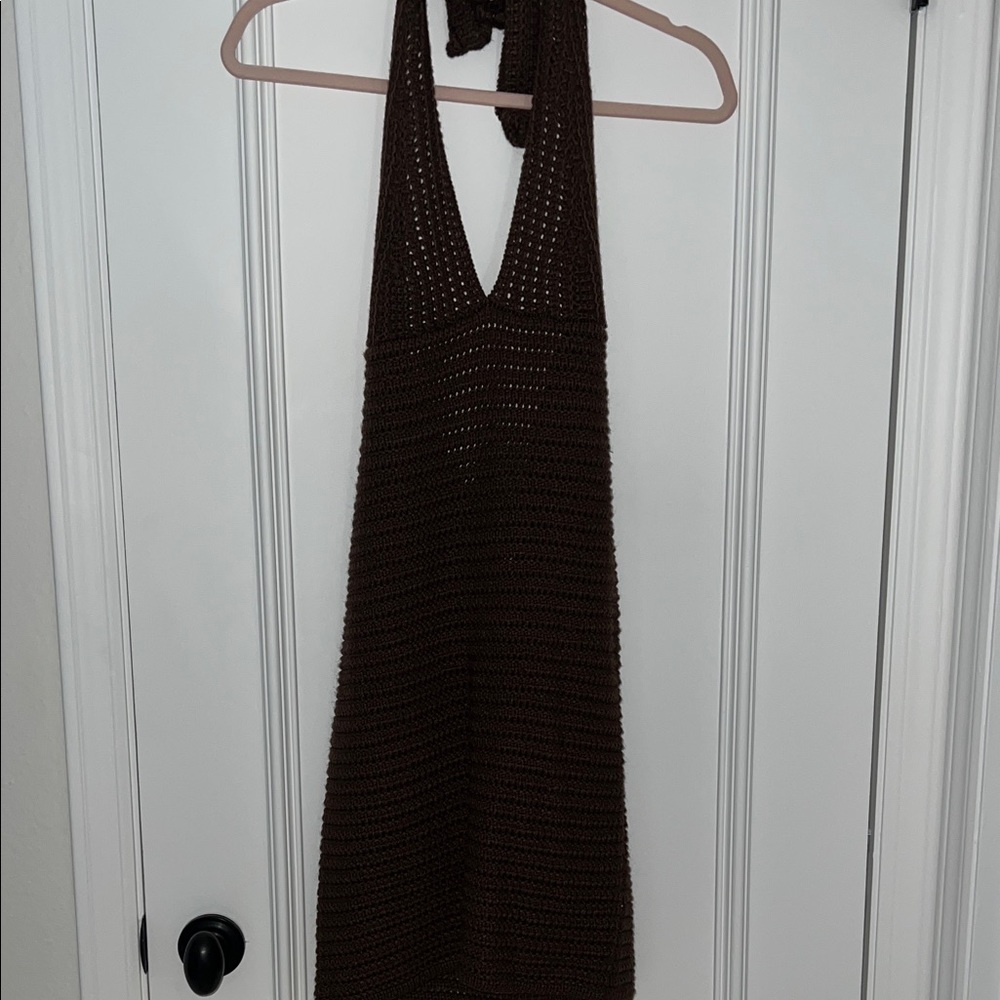 PEPPERMAYO BROWN CROCHET HALTER DRESS 
Size M/L ☀️⛱️🧡💛